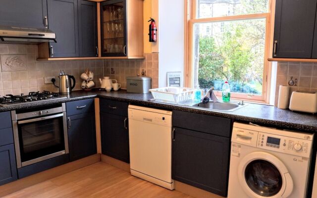 2 Bedroom Flat In City Centre
