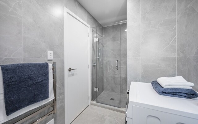 Sunrise Garden Suites