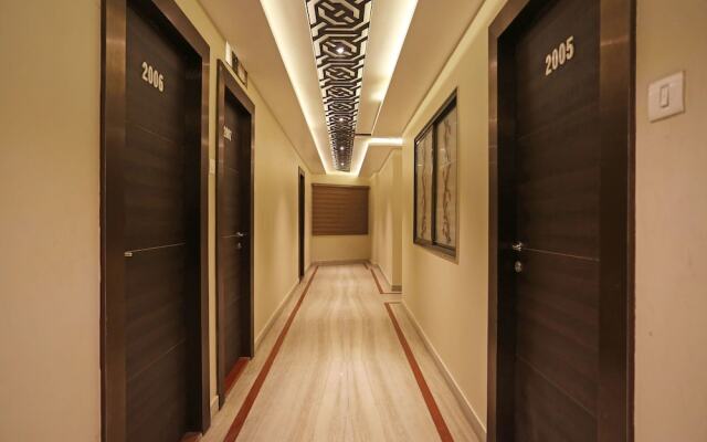 OYO 10338 Hotel Aadesh Palace