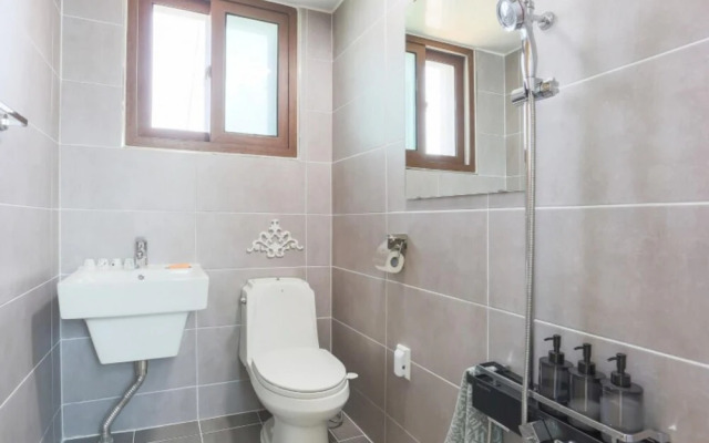 Goseong Bongpo Kimyeosa Pension