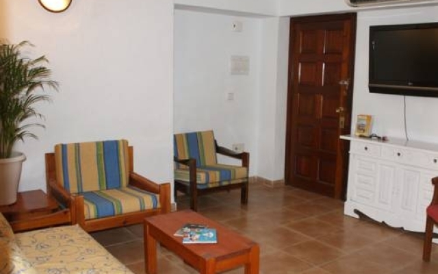 Apartamentos Llevant