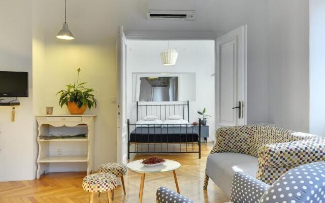 Apartments Forum 2