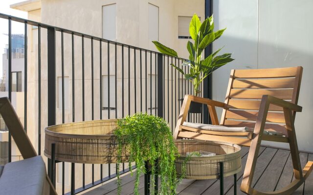 House No 29 And 52 By Tlv2Go