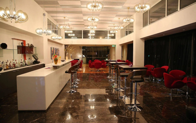 Altius Boutique Hotel