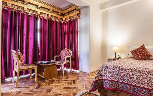 Hotel Mansarover