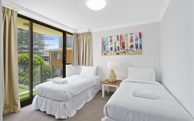 Premiere Apartments -HR Surfers Paradise