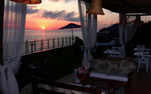 Sunset VIP House