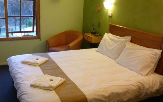 The Hideaway Retreat