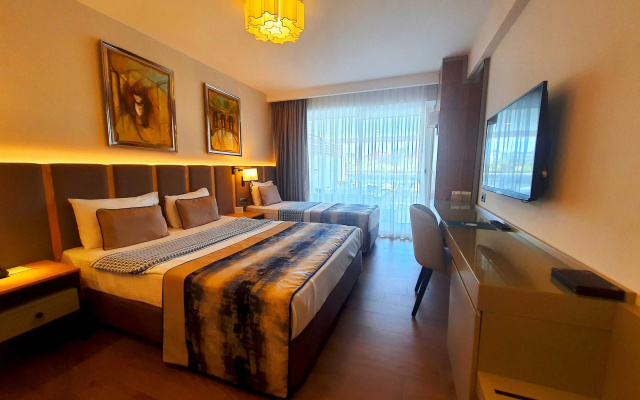 Sunthalia s & Resorts