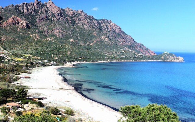 Panoramic Villa With Pool, Near the Beach