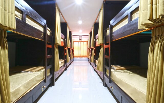 Raja Rani Hostel