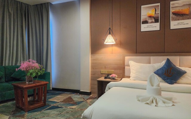 Sunshine Hotel