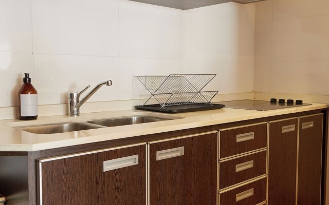 Hestia at Paraguay 4700