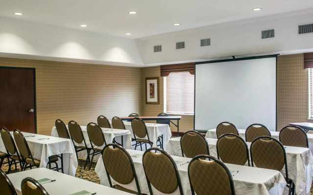 Sleep Inn And Suites Pearland - Houston South