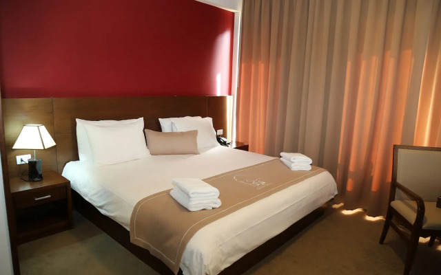 Douma Hotel
