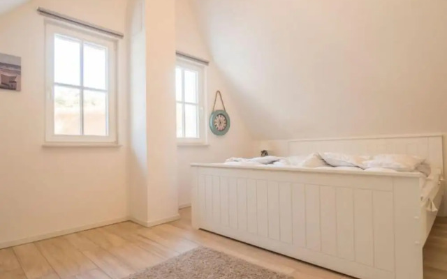 Thatched Roof Holiday Home Dunenblick