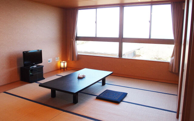 kokuminshukusya hadomisaki