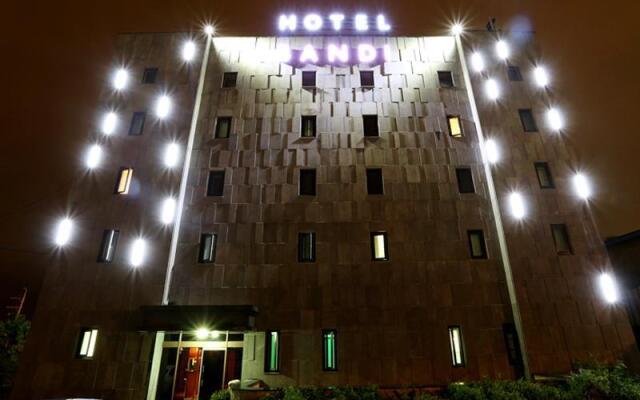 Goodstay Bandi Hotel