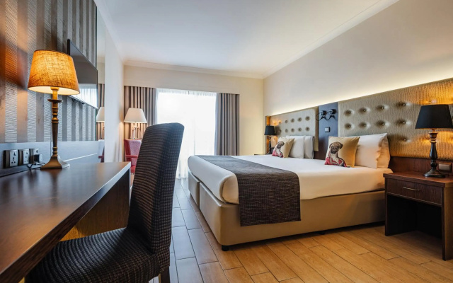 AX The Victoria Hotel