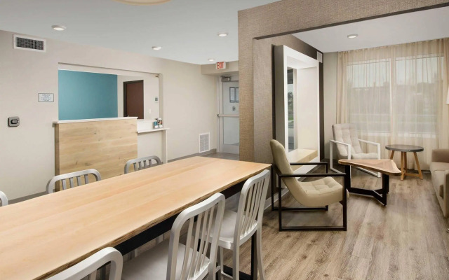 Extended Stay America Suites - New Orleans - Airport - I-10