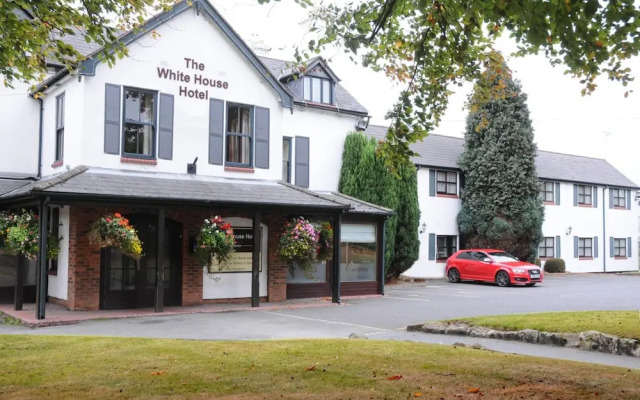 White House Hotel