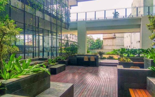 Nice and Minimalist Studio Apartment at Evenciio Margonda By Travelio – Outside – Depok