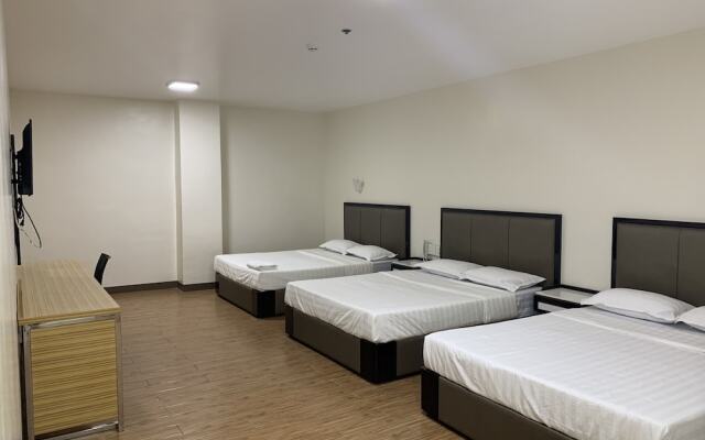 Meaco Royal Hotel- Lucena