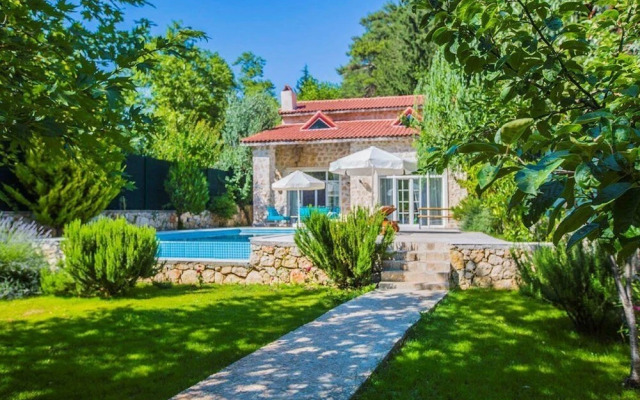 Villa Kaputas 2 by Akdenizvillam