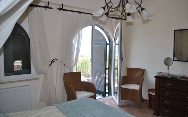 Villa Goodens by Amy Villas