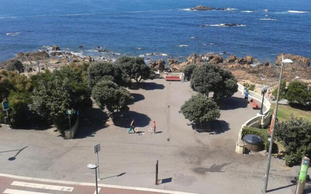 Apartamento Com Vista Para O Mar