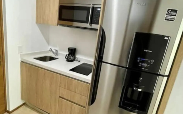 Apartments near 5th Avenue with Rooftop Ocean View