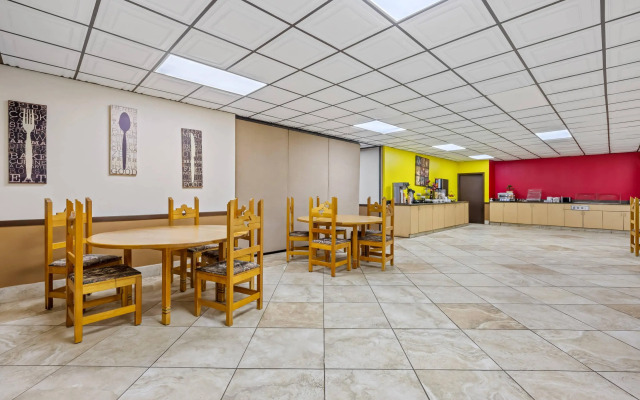 Econo Lodge Carlsbad Caverns Area