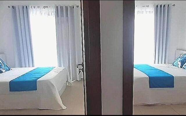 Carré d'or v luxury 3bed duplex with private pool and rooftop sea view flic-en-flac, Mauritius 20mins walk to beach, bar, restaurants and amenities