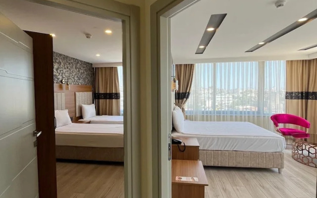 Golden Lux Hotel Antalya