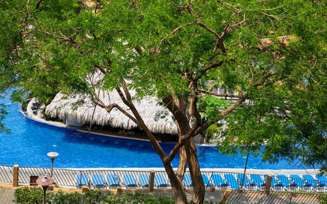 Villas Sol Beach Resort