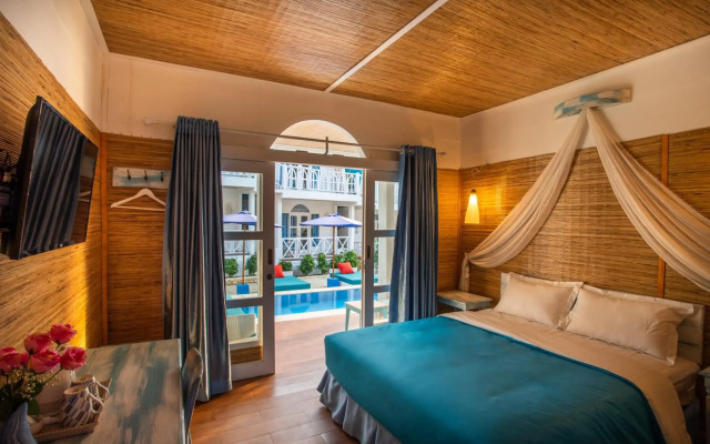 Santorini Beach Resort