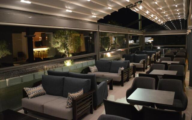 Christina Beach Hotel