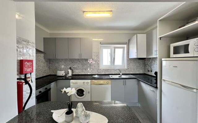Vilamoura Central 5 by Homing