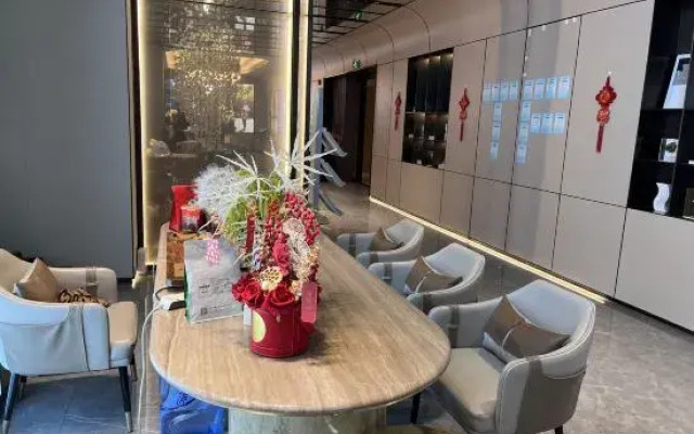 Estay Residence（Shenzhen Luohu Shuibei Jewerly city branch）