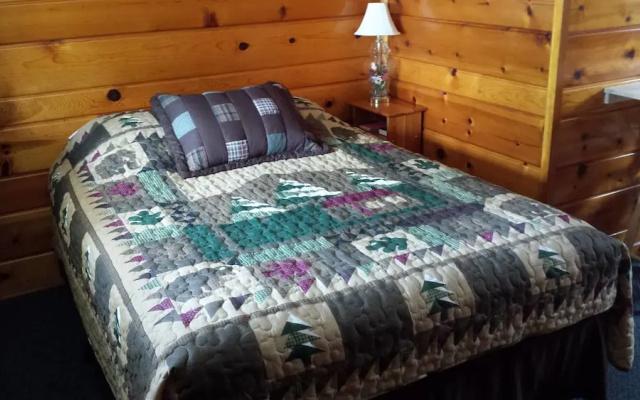 Bear Paw Inn