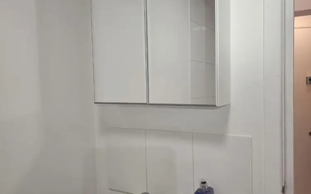 Seaside Haven Coastal Comfort 200m from the Beach