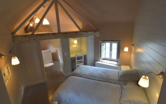 Elegant Estate Stay, Maredsous