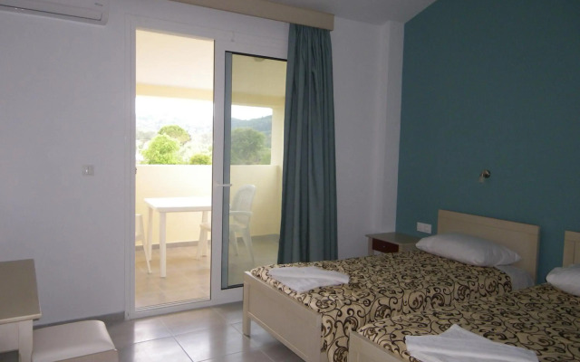 Christakis Hotel