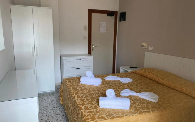 Hotel Modenese