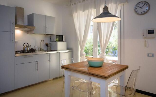 Cinque Terre Moneglia Apartments