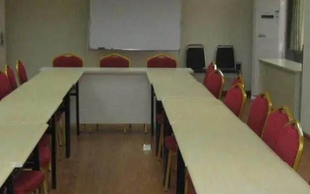 Grace Inn Zhonghua Road - Heze