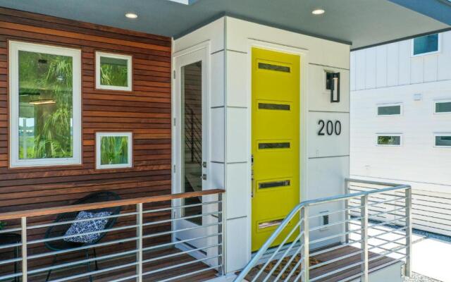 200 Riberia - Downtown Waterfront Luxury Home