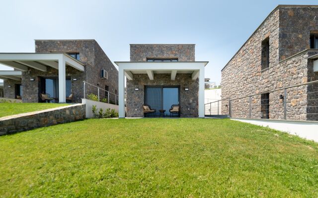 Terra Olivia Luxury Villas and Suites