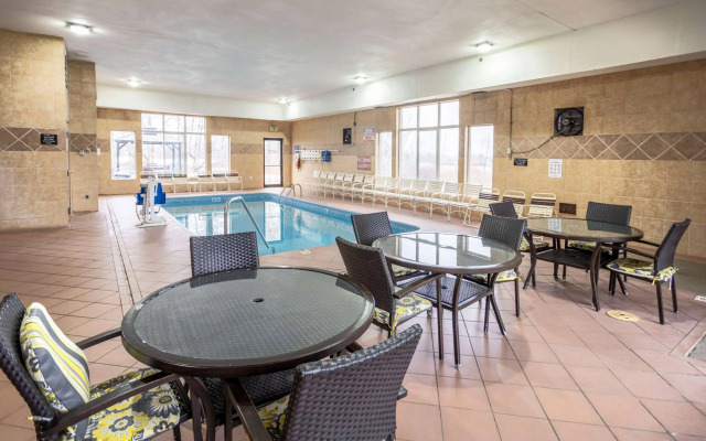 Super 8 by Wyndham Big Rapids