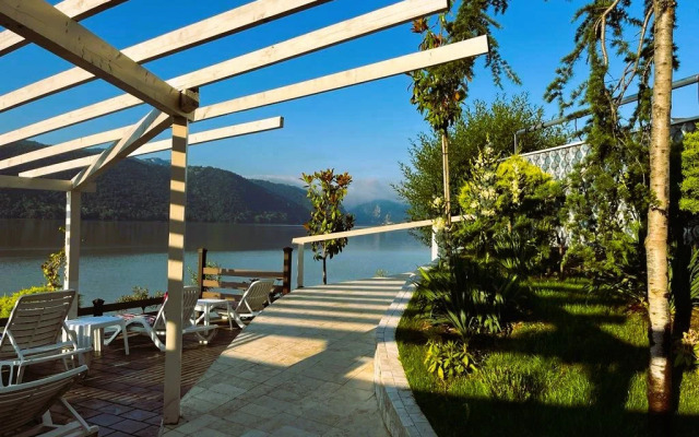 . RIVIERA 990 - Camere de Inchiriat